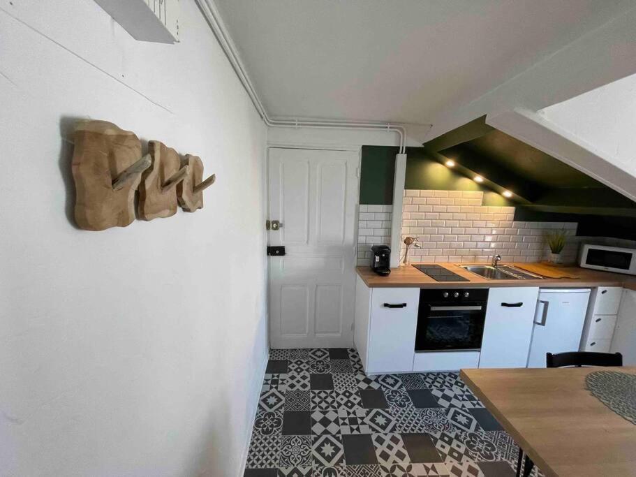 Studio Cosy, En Centre, Proche Gare, Vue Degagee Valence  Buitenkant foto